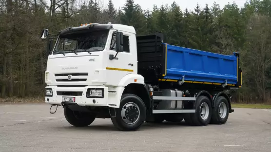 KAMAZ 6x6 65111 sklápěč