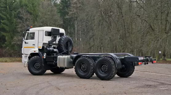 KAMAZ 6x6 43118 chassis