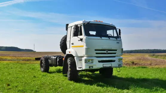 KAMAZ 4x4 43502 chassis