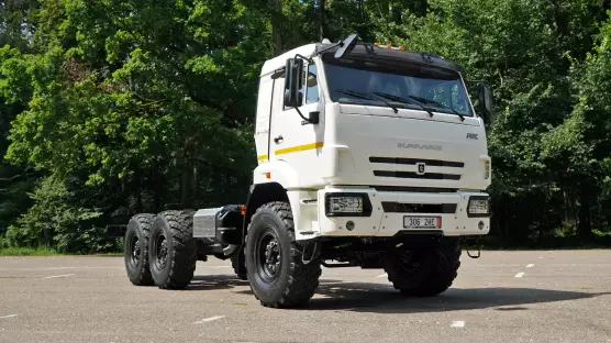 KAMAZ 6x6 43118 chassis