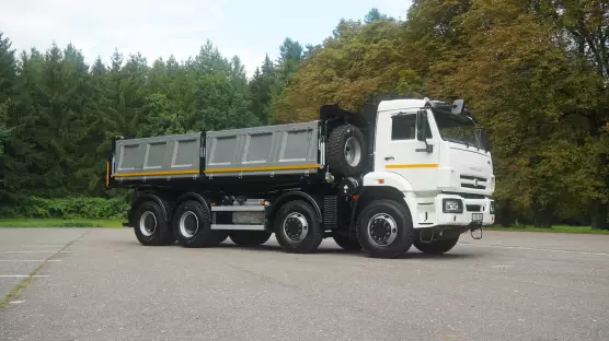 KAMAZ 8x4 65201 třístranný skl.