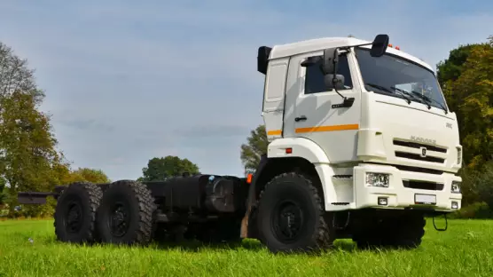 KAMAZ 6x6 43118 chassis