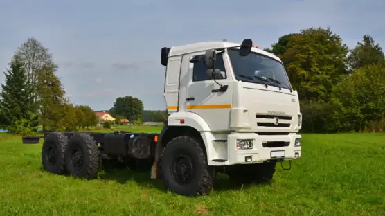 KAMAZ 6x6 43118 chassis