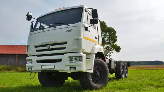KAMAZ 6x6 43118 chassis