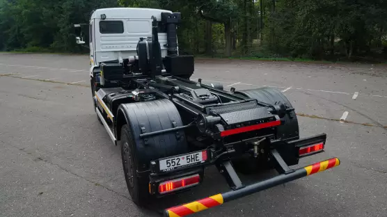 KAMAZ 4x2 53605 nosič kontejnerů