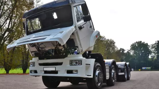 KAMAZ 8x4 65201 chassis
