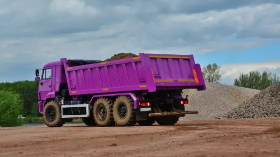 KAMAZ 6x6 43118 sklápěč