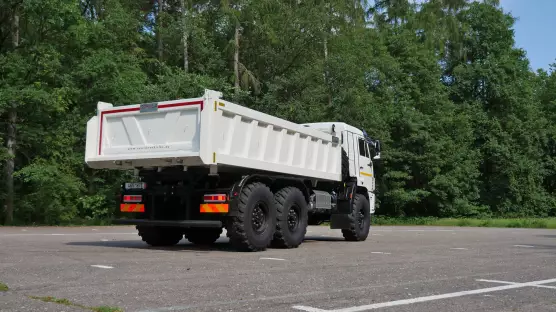 KAMAZ 6x6 43118 sklápěč