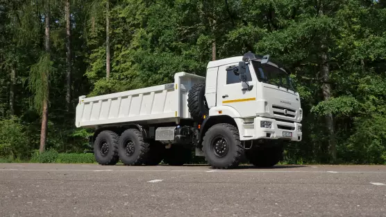 KAMAZ 6x6 43118 sklápěč