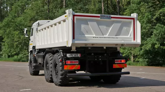 KAMAZ 6x6 43118 sklápěč