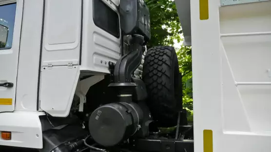 KAMAZ 6x6 43118 sklápěč