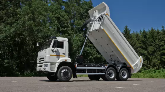 KAMAZ 6x6 65111 sklápěč