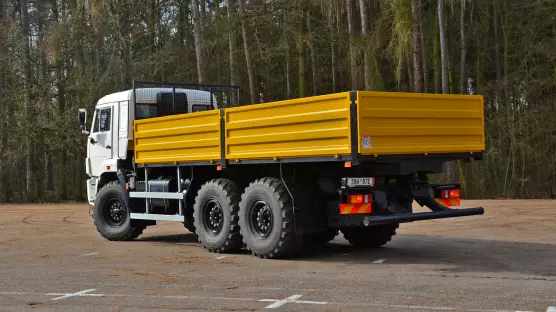KAMAZ 6x6 43118 valník